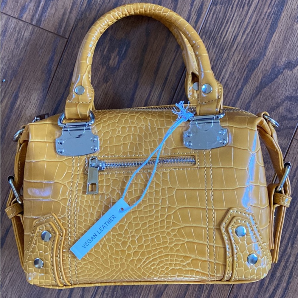 Crossbody bag